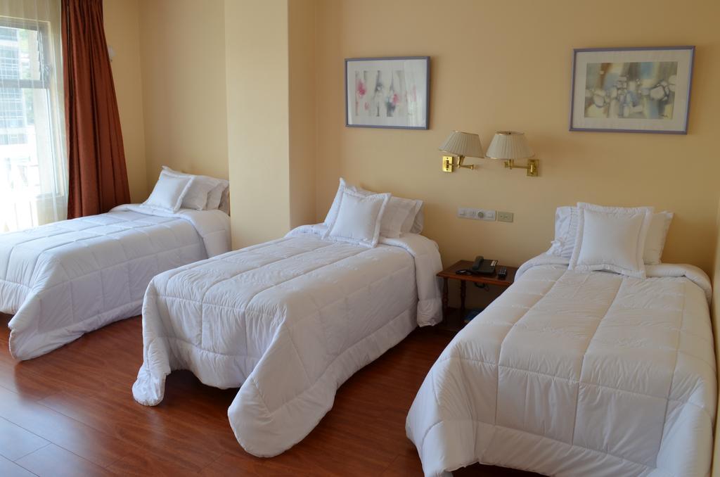 Hotel Tambo Real Quito Esterno foto